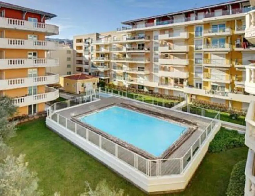 Superbe 3 Pieces Vue Mer A 2 Mn De La Plage, Terrasse, Piscine Et Parking Prive ! Apartment Nice