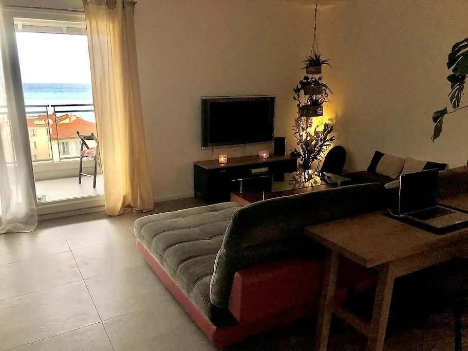 Superbe 3 Pieces Vue Mer A 2 Mn De La Plage, Terrasse, Piscine Et Parking Prive ! Daire Nice