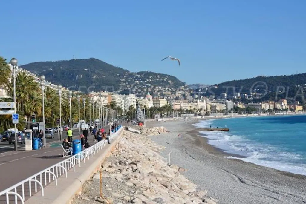 Superbe 3 Pieces Vue Mer A 2 Mn De La Plage, Terrasse, Piscine Et Parking Prive ! Apartment Nice 0*,