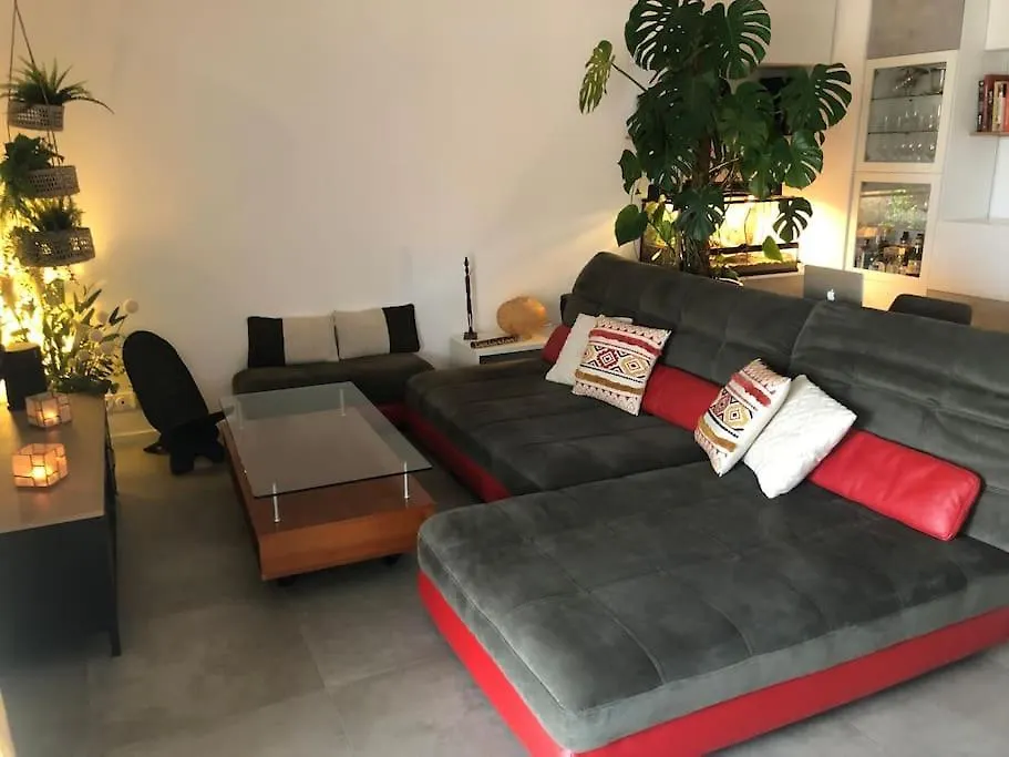 Superbe 3 Pieces Vue Mer A 2 Mn De La Plage, Terrasse, Piscine Et Parking Prive ! Apartment Nice 0*,  France